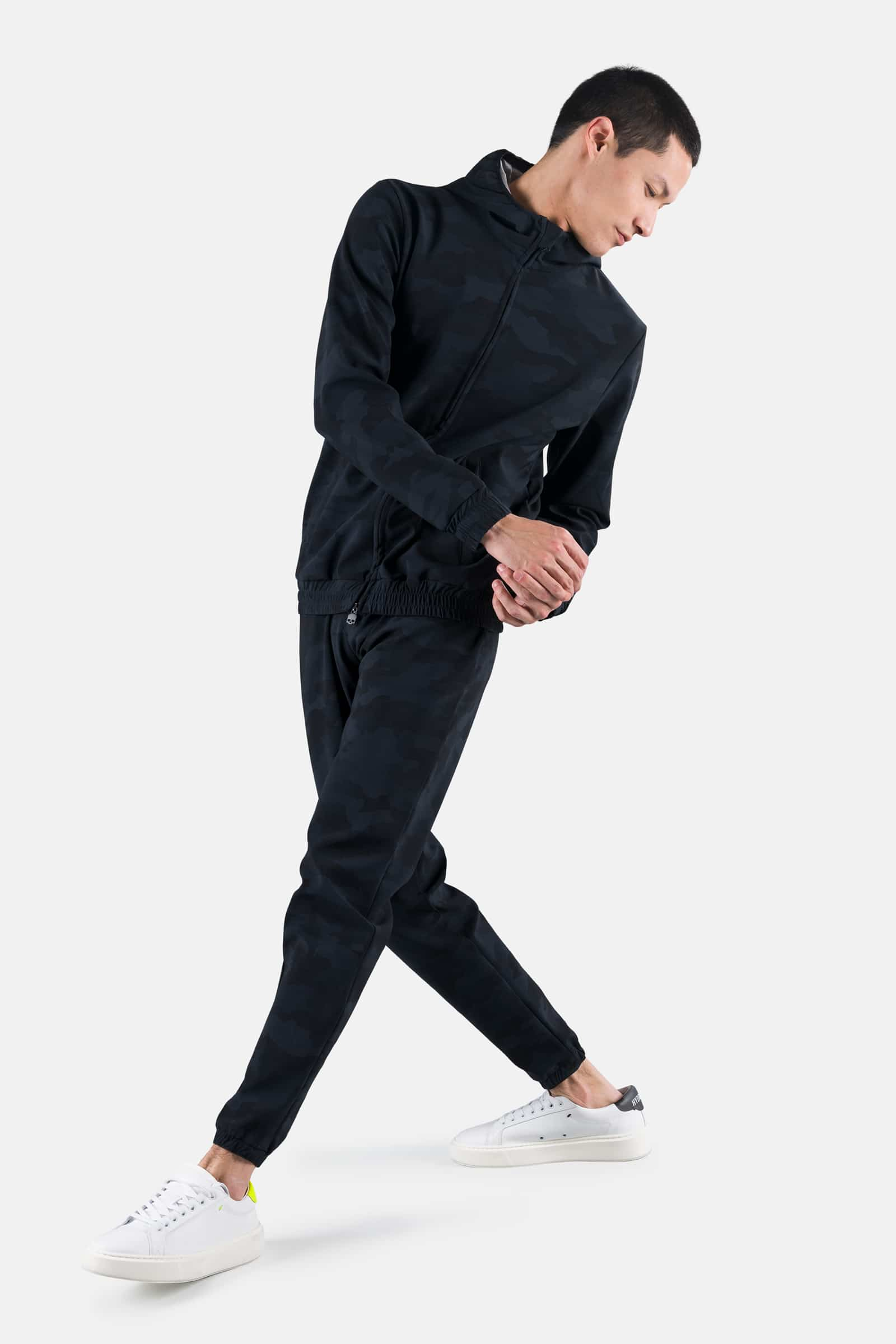 URBAN HOODIE - Apparel - Outlet Hydrogen - Luxury Sportwear